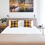 בית אירוח En Bedrooms At Reckenthal House By Rentaroo *