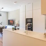 בית אירוח En Bedrooms At Reckenthal House By Rentaroo