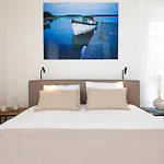 En Bedrooms At Reckenthal House By Rentaroo בית אירוח *