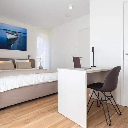 Séjour chez l'habitant En Bedrooms At Reckenthal House By Rentaroo Luxembourg