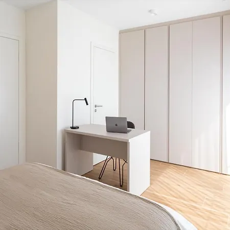 En Bedrooms At Reckenthal House By Rentaroo *