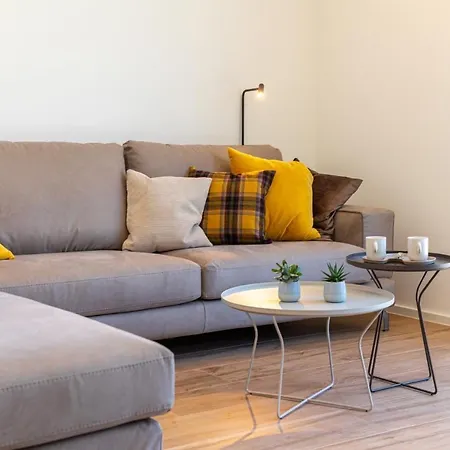 Séjour chez l'habitant En Bedrooms At Reckenthal House By Rentaroo