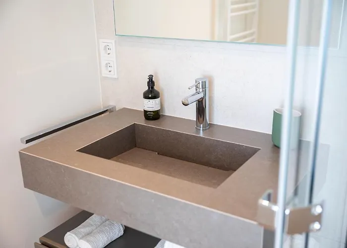 En Bedrooms At Reckenthal House By Rentaroo Luksemburg