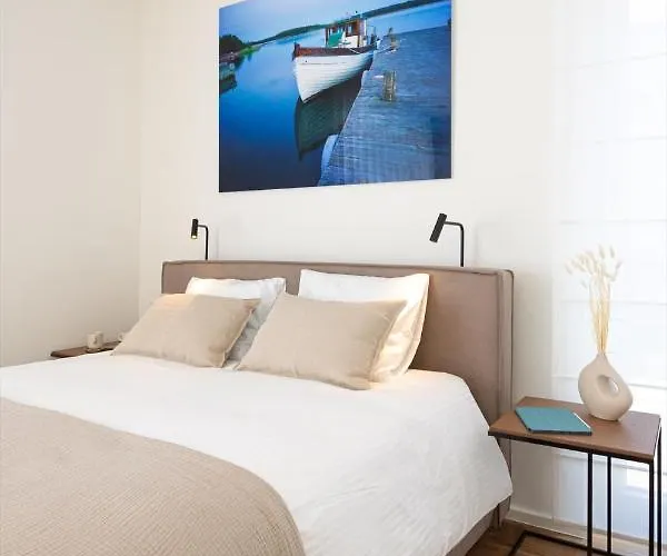 Séjour chez l'habitant En Bedrooms At Reckenthal House By Rentaroo *