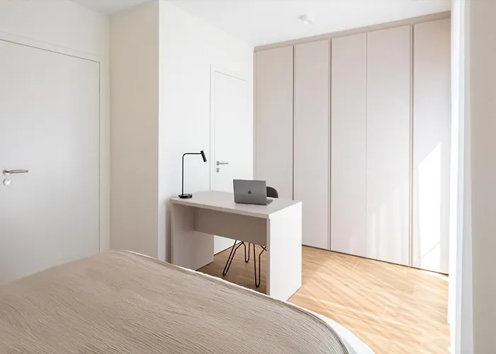 En Bedrooms At Reckenthal House By Rentaroo *